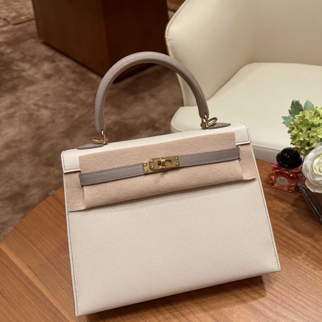 爱马仕 HERMES Kelly 25cm epsom皮 VIP定制 马蹄印 10 奶昔白拼 m8 沥青灰 金扣