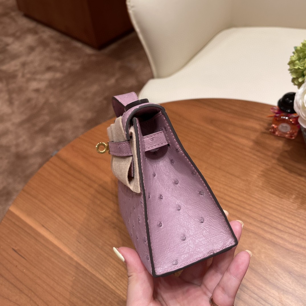 HERMES Kelly pochette 一代手拿包 容量感人 满足日常出门所需～ 南非kk ostrich鸵鸟皮 5H 薰衣草紫 金扣