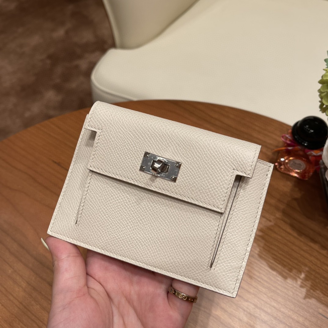 HERMES 爱马仕 Kelly pocket 配上kelly 腰带可以当腰包 Epsom 皮 10 奶昔白 银扣