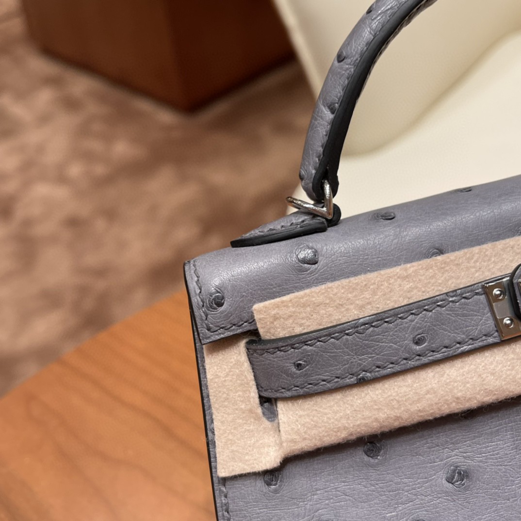 HERMES 爱马仕 mini kelly 二代 鸵鸟皮ostrich 皮 82 玛瑙灰银扣