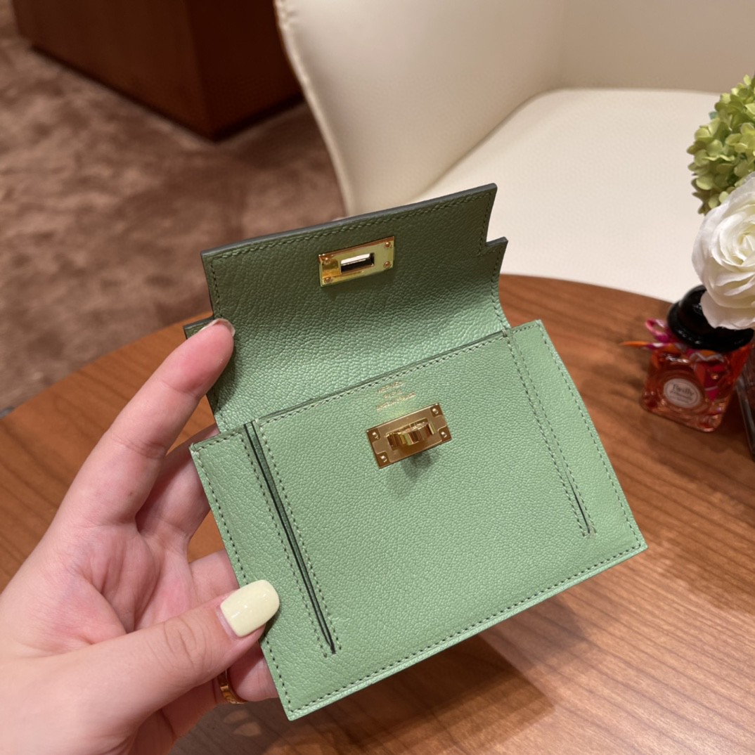 HERMES 爱马仕 Kelly pocket 配上kelly 腰带可以当腰包 山羊皮 3i 牛油果绿 金扣