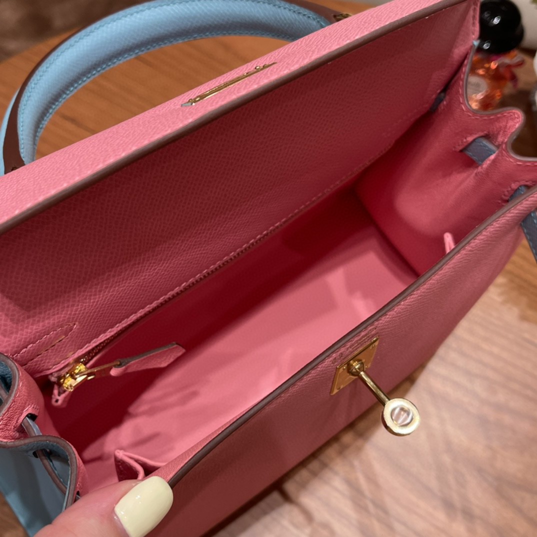 爱马仕 HERMES Kelly 25cm epsom皮 VIP定制 马蹄印 1Q 奶昔粉拼3P 马卡龙蓝 金扣
