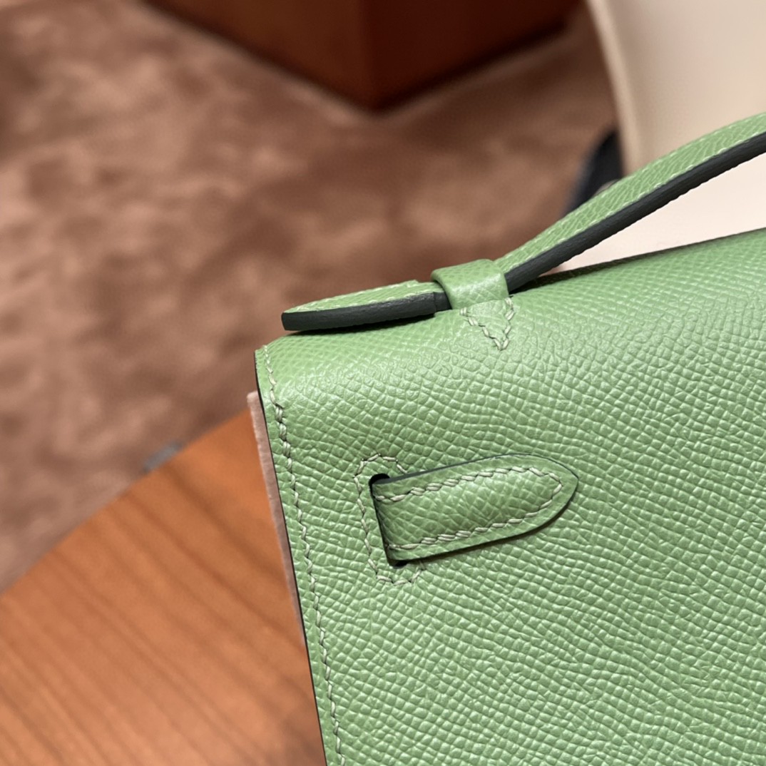 HERMES kelly pochette  一代 手包 Epsom 3i 牛油果绿 金扣 今年火爆色，嫩绿嫩绿 清新美
