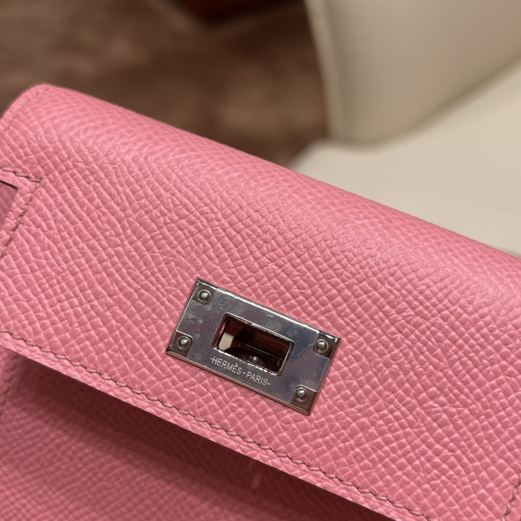 HERMES 爱马仕 Kelly pocket 配上kelly 腰带可以当腰包 Epsom 皮 1Q 奶昔粉 银扣