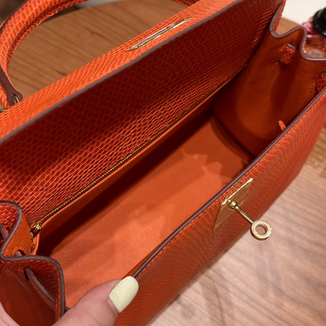 HERMES 28 Kelly 西班牙lizard 蜥蜴皮 稀有动物皮里 蜥蜴皮性比价还是很高的 9J 火焰橙 金扣