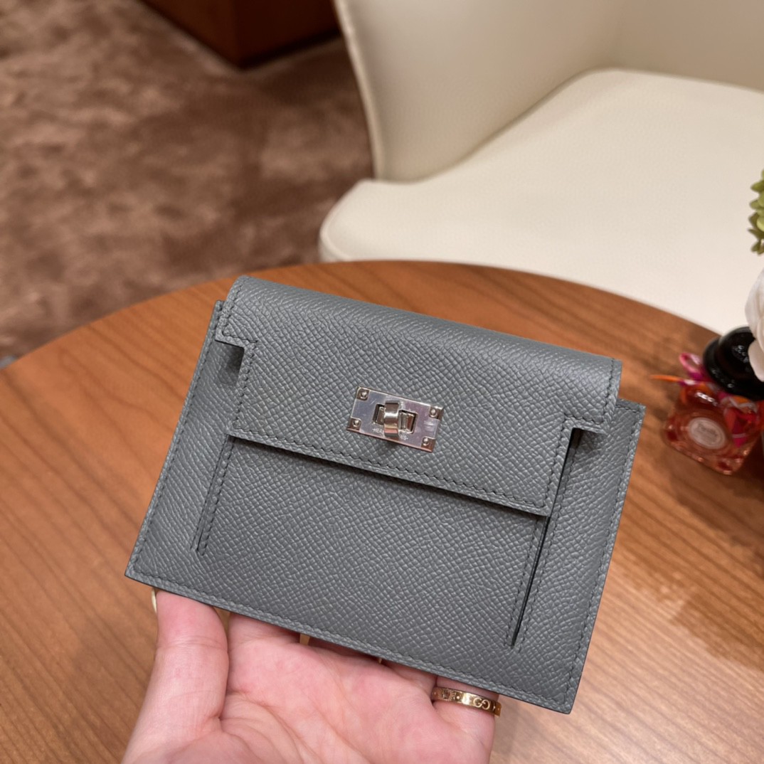 HERMES 爱马仕 Kelly pocket 配上kelly 腰带可以当腰包 Epsom 皮 63 杏绿 银扣