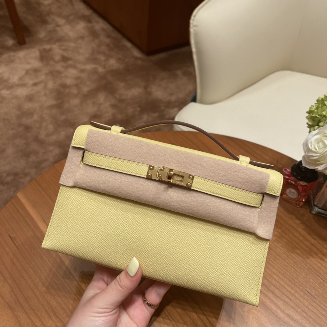 HERMES kelly pochette  一代 手包 Epsom 1Z 小鸡黄 金扣 今年又复出且火爆，超适合夏天的