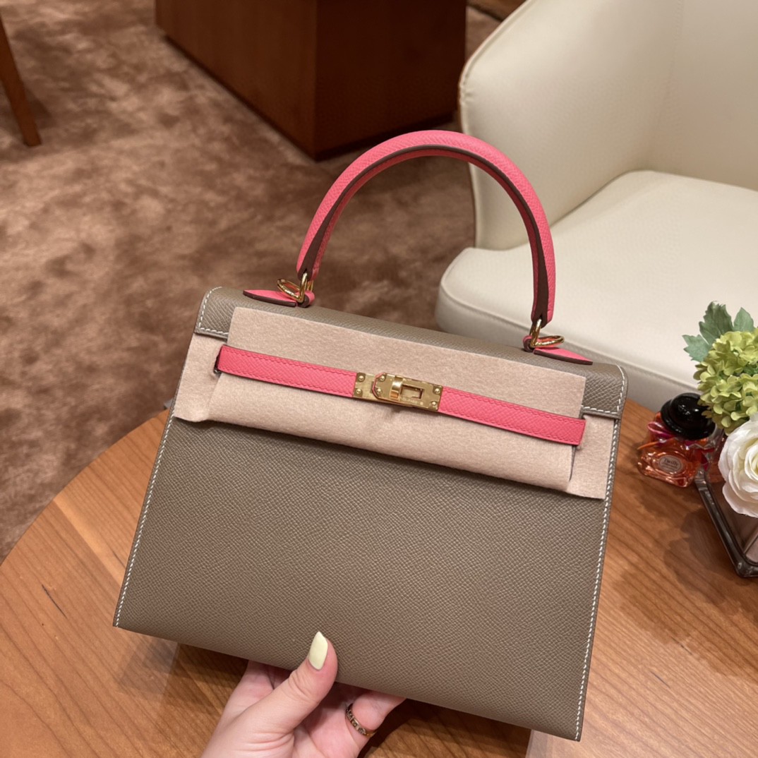 爱马仕 HERMES Kelly 25cm epsom皮 VIP定制 马蹄印 18 大象灰拼8W 唇膏粉 金扣