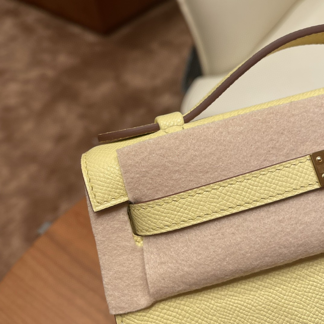 HERMES kelly pochette  一代 手包 Epsom 1Z 小鸡黄 金扣 今年又复出且火爆，超适合夏天的