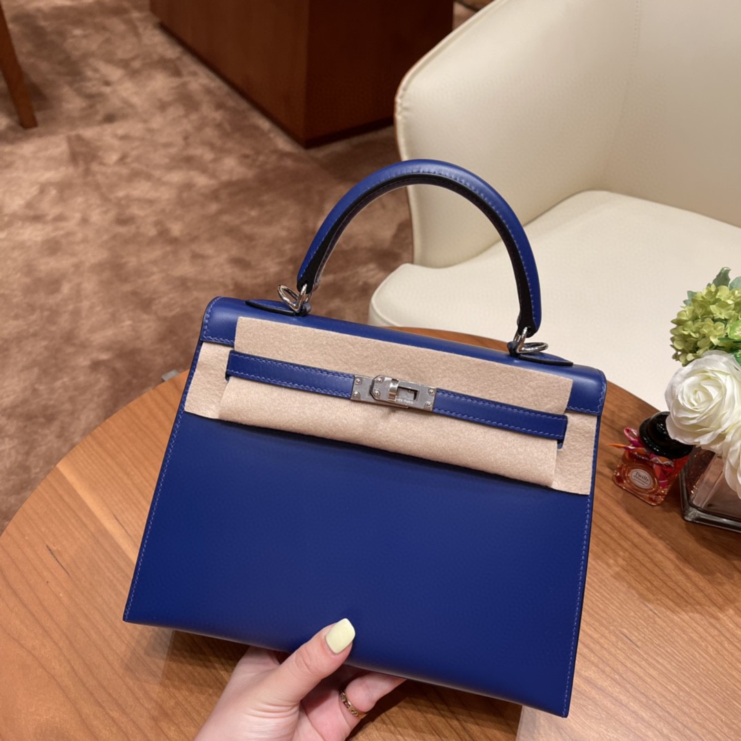 HERMES Kelly 25 box皮 box皮的质感跟光泽度 超赞 复古经典，适合传承 普皮之王实至名归 7T 电光蓝 银扣