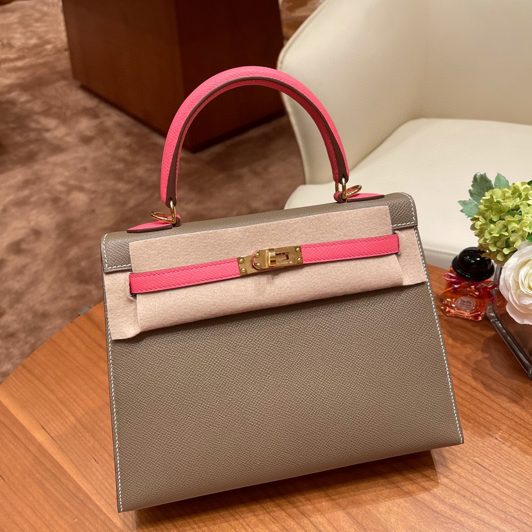 爱马仕 HERMES Kelly 25cm epsom皮 VIP定制 马蹄印 18 大象灰拼8W 唇膏粉 金扣