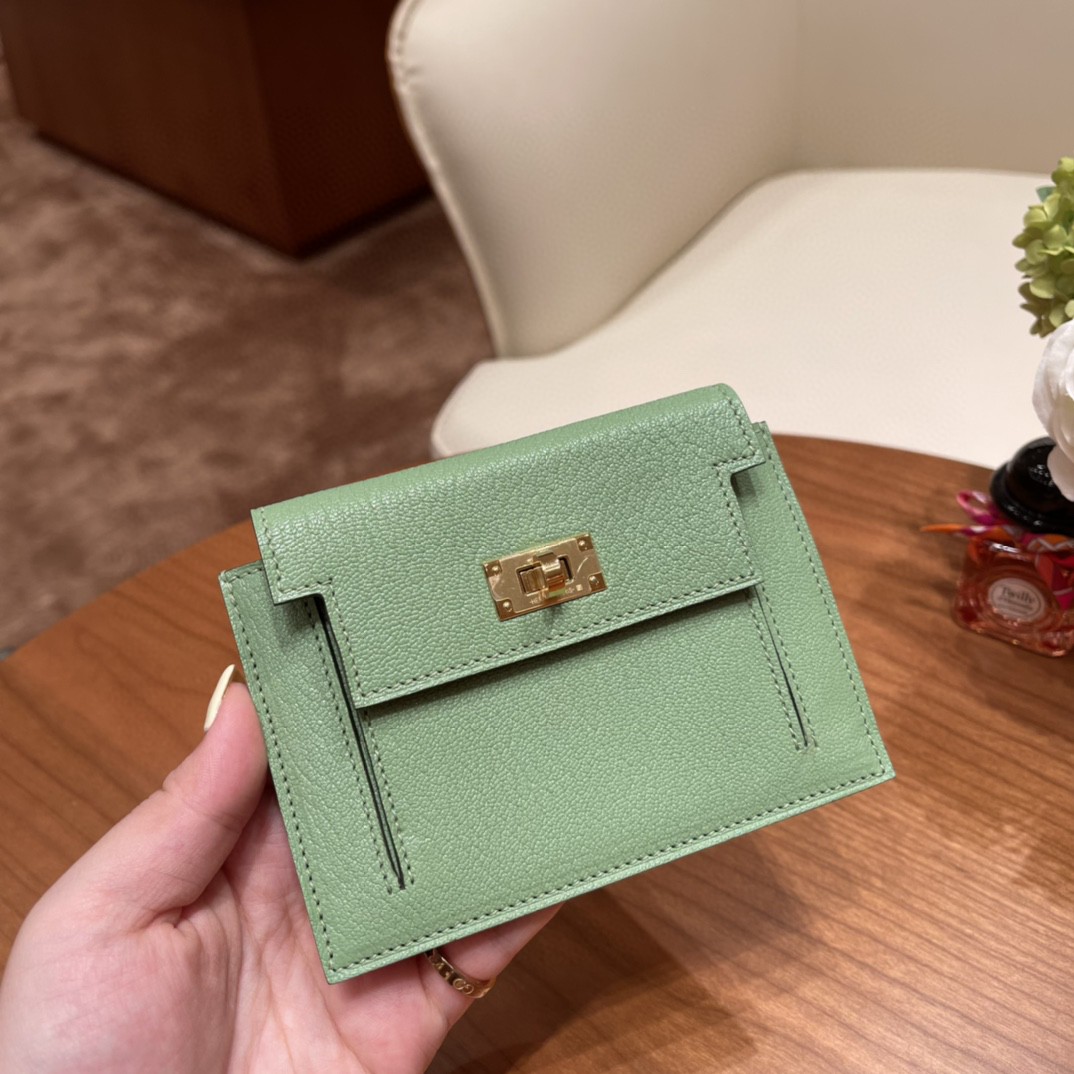 HERMES 爱马仕 Kelly pocket 配上kelly 腰带可以当腰包 山羊皮 3i 牛油果绿 金扣