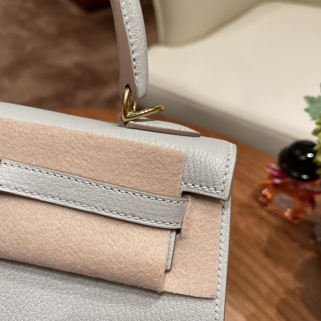 爱马仕 HERMES Kelly 25cm 山羊皮 VIP定制 马蹄印 80珍珠灰内拼玫瑰紫 金扣