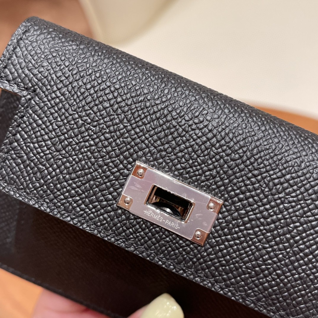 HERMES 爱马仕 Kelly pocket 配上kelly 腰带可以当腰包 Epsom 皮 89 黑色 银扣