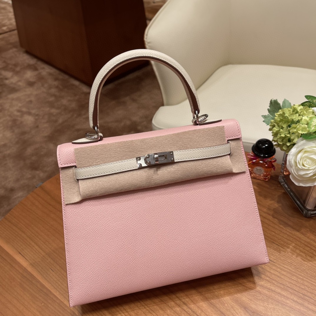 爱马仕 HERMES Kelly 25cm epsom皮 VIP定制 马蹄印 3Q 粉拼10 奶昔白 银扣