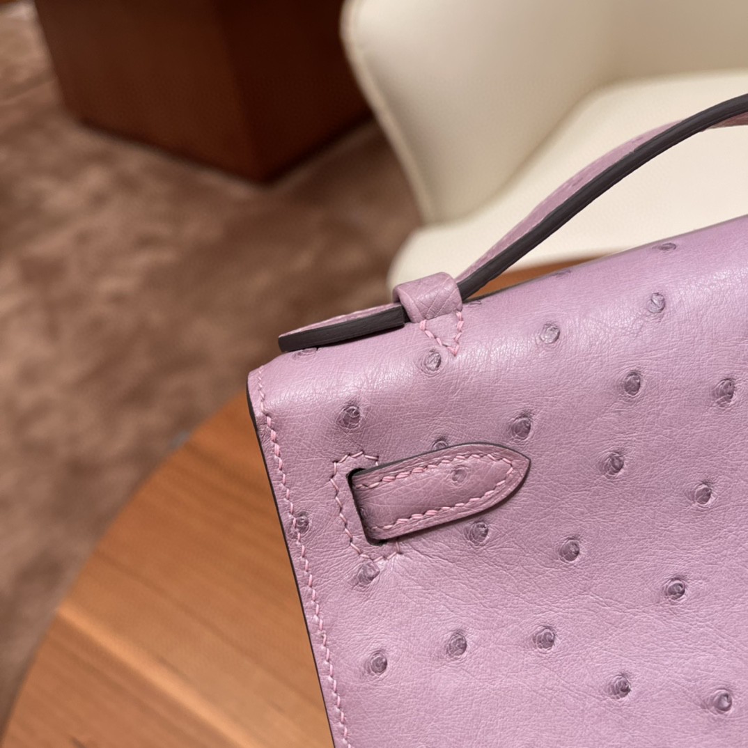 HERMES Kelly pochette 一代手拿包 容量感人 满足日常出门所需～ 南非kk ostrich鸵鸟皮 5H 薰衣草紫 金扣
