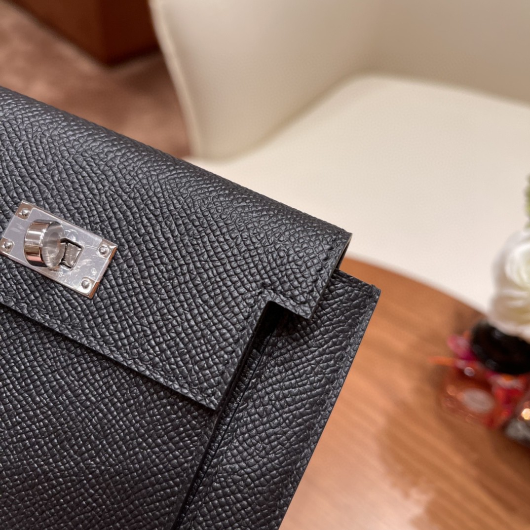 HERMES 爱马仕 Kelly pocket 配上kelly 腰带可以当腰包 Epsom 皮 89 黑色 银扣