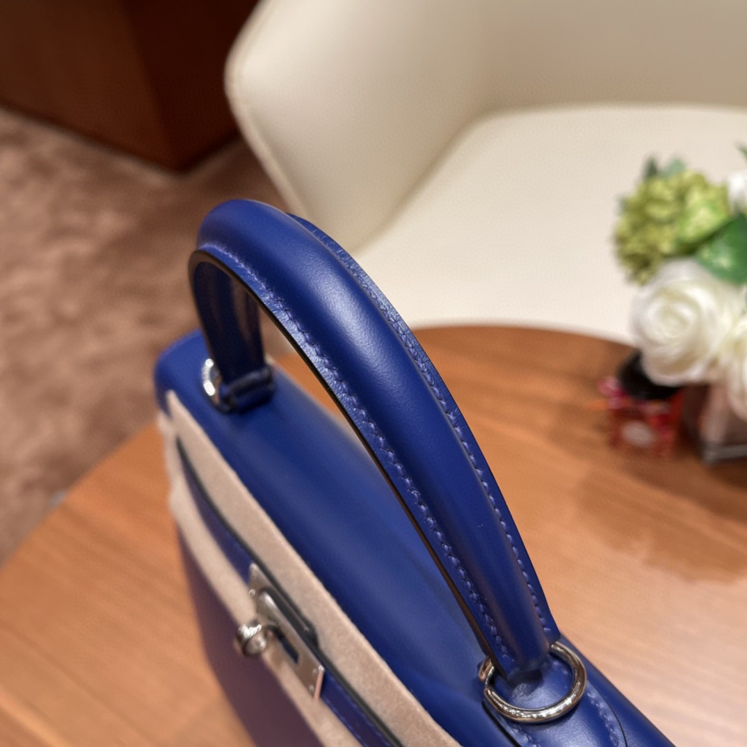 HERMES Kelly 25 box皮 box皮的质感跟光泽度 超赞 复古经典，适合传承 普皮之王实至名归 7T 电光蓝 银扣