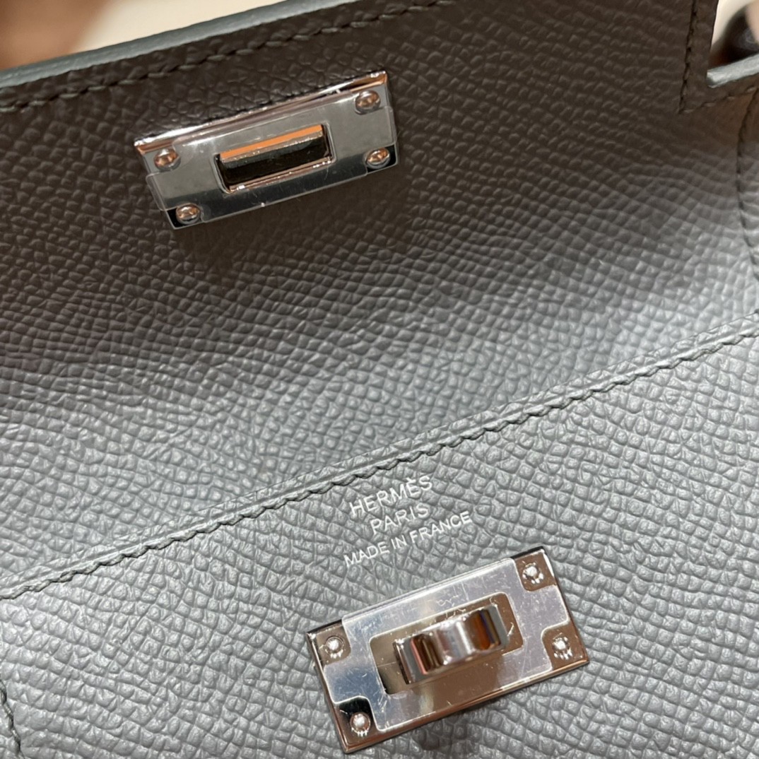 HERMES 爱马仕 Kelly pocket 配上kelly 腰带可以当腰包 Epsom 皮 63 杏绿 银扣