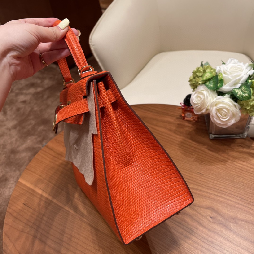 HERMES 28 Kelly 西班牙lizard 蜥蜴皮 稀有动物皮里 蜥蜴皮性比价还是很高的 9J 火焰橙 金扣