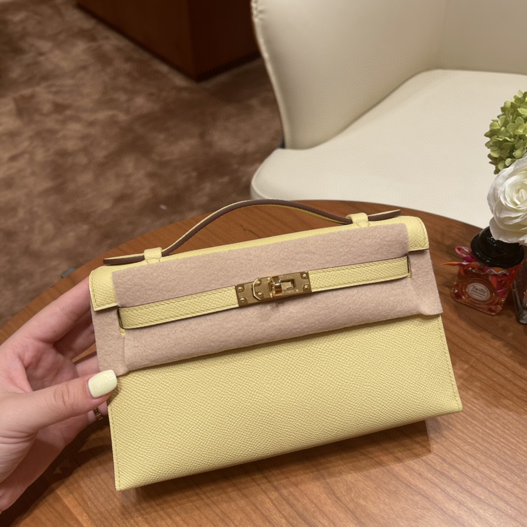 HERMES kelly pochette  一代 手包 Epsom 1Z 小鸡黄 金扣 今年又复出且火爆，超适合夏天的