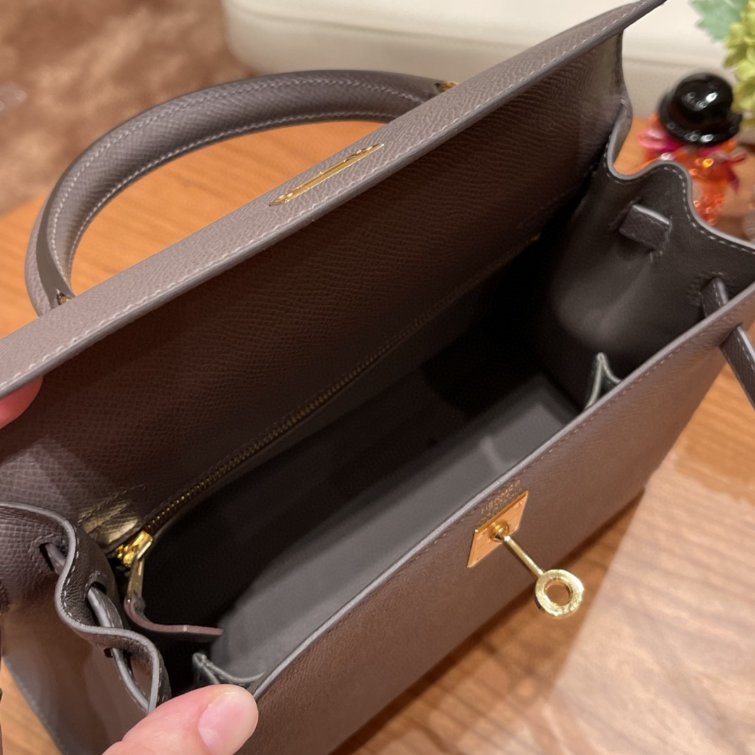 爱马仕 HERMES Kelly 25cm epsom皮 8F 锡器灰 金扣