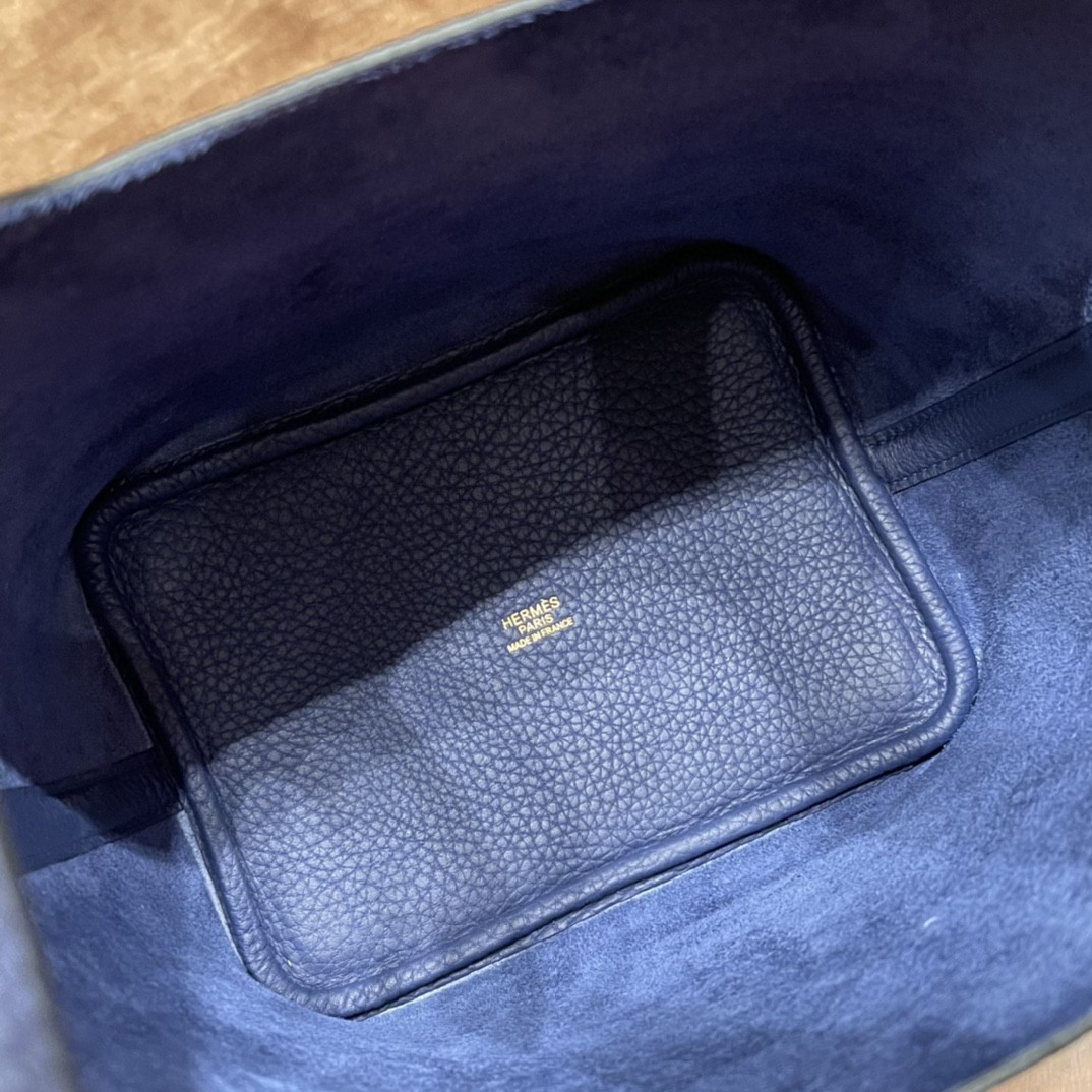 HERMES picotin 18cm 超级百搭的菜篮子 入门款实用款，容量大 超级推荐 Tc皮 73 宝石蓝 银扣