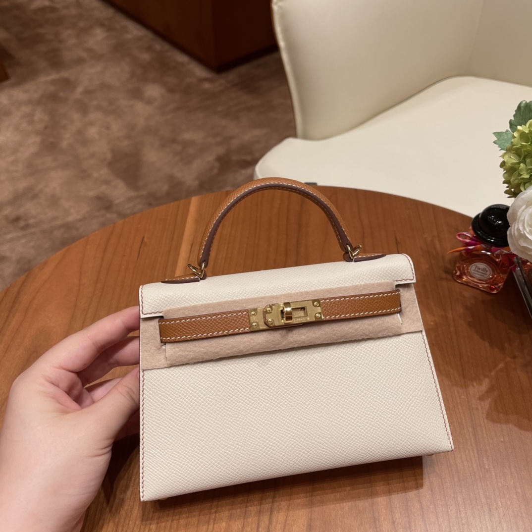 HERMES 官网 爱马仕 Mini Kelly 二代 so特别精致小巧，热销度 Epsom 皮 10奶昔白拼37 金棕 金扣