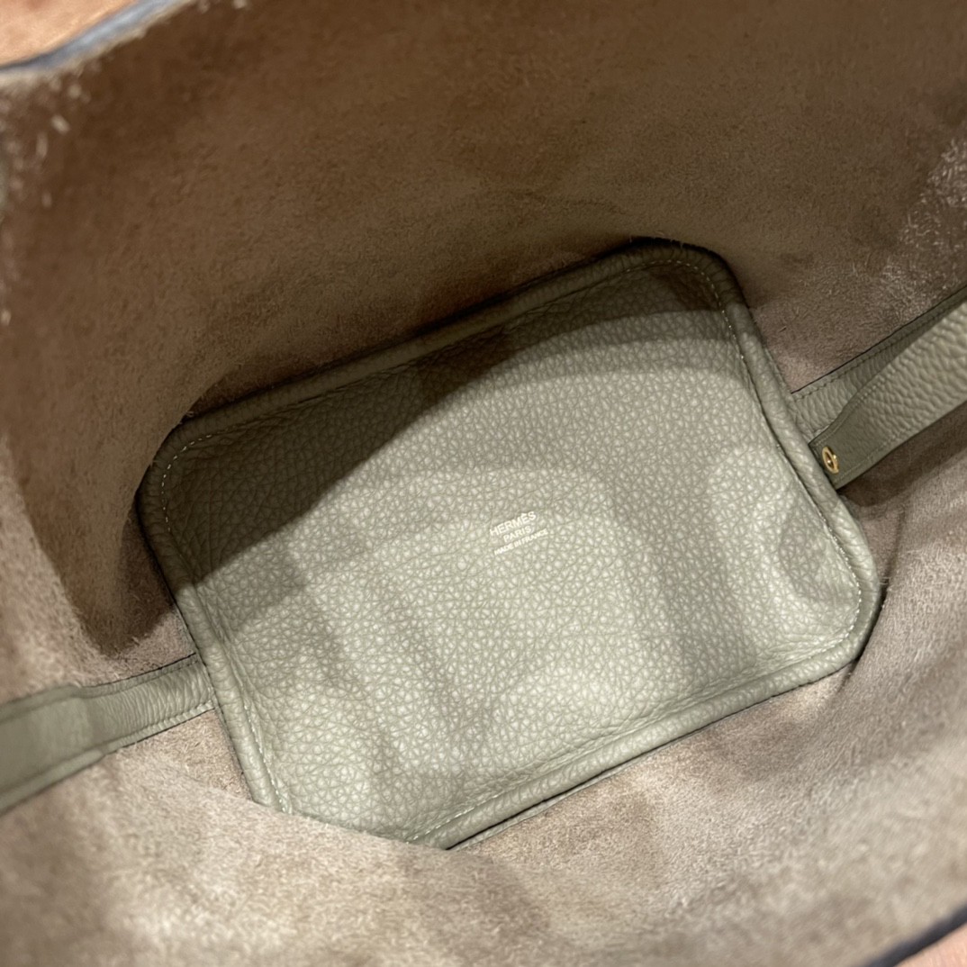HERMES picotin 18cm 超级百搭的菜篮子 入门款实用款，容量大 超级推荐 Tc皮 Q1 鼠尾草绿 金扣