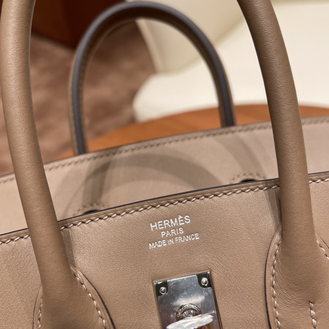 HERMES 25 birkin  新皮Jonathan 皮 ，swift 的升级版， 比swift 皮细腻点 立挺点 D0 威马犬 银扣 高级感满满的