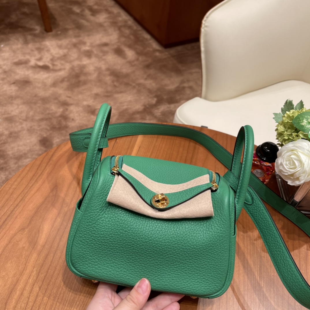 香港HERMES 爱马仕官网 Mini Lindy tc皮 竹子绿 金扣