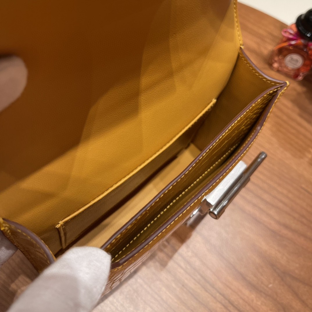 HERMES 极品 Verrou Mini 17cm  Alligateor 美洲亮面方块鳄鱼  9D 琥珀黄 银扣   招财黄