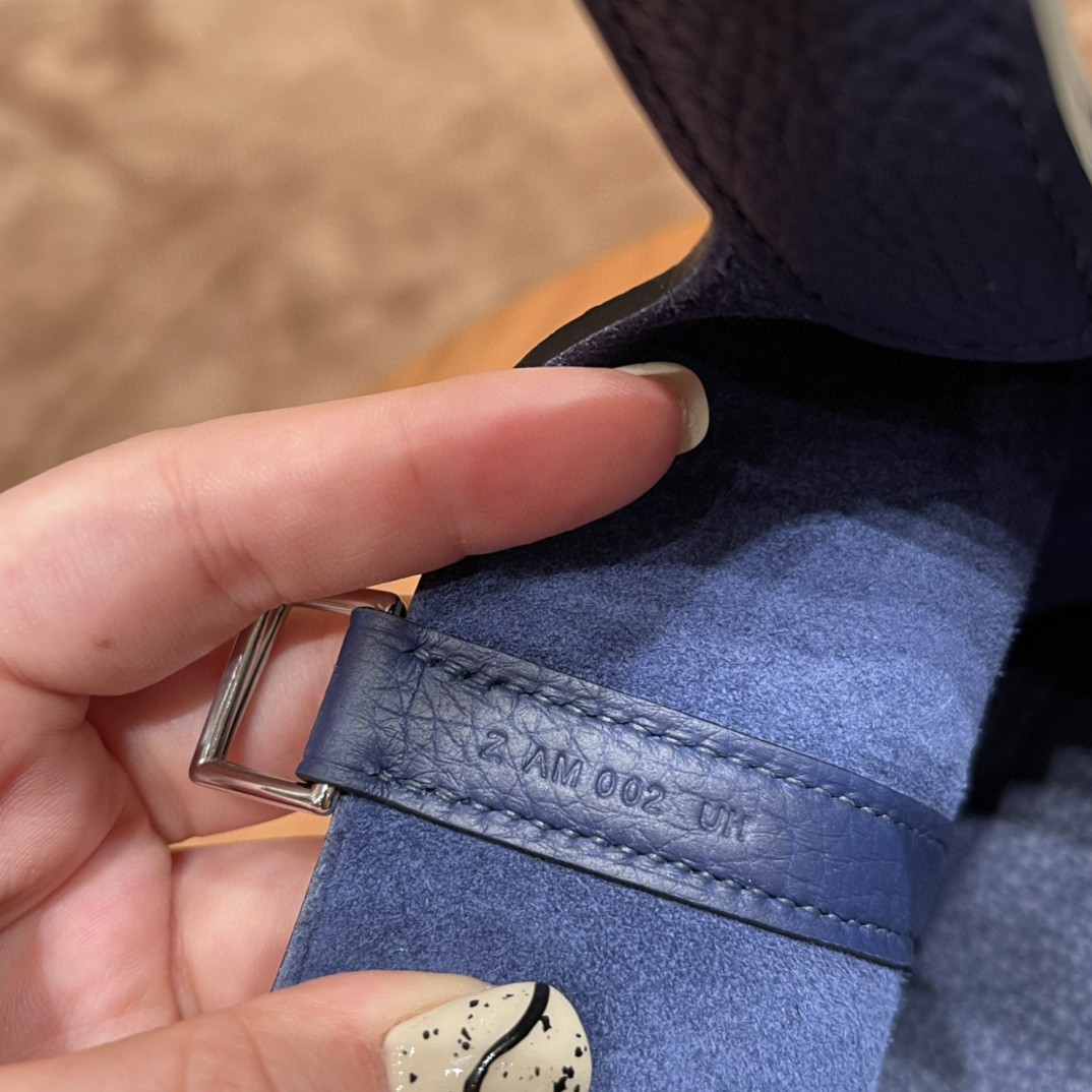 HERMES picotin 18cm 超级百搭的菜篮子 入门款实用款，容量大 超级推荐 Tc皮 73 宝石蓝 银扣