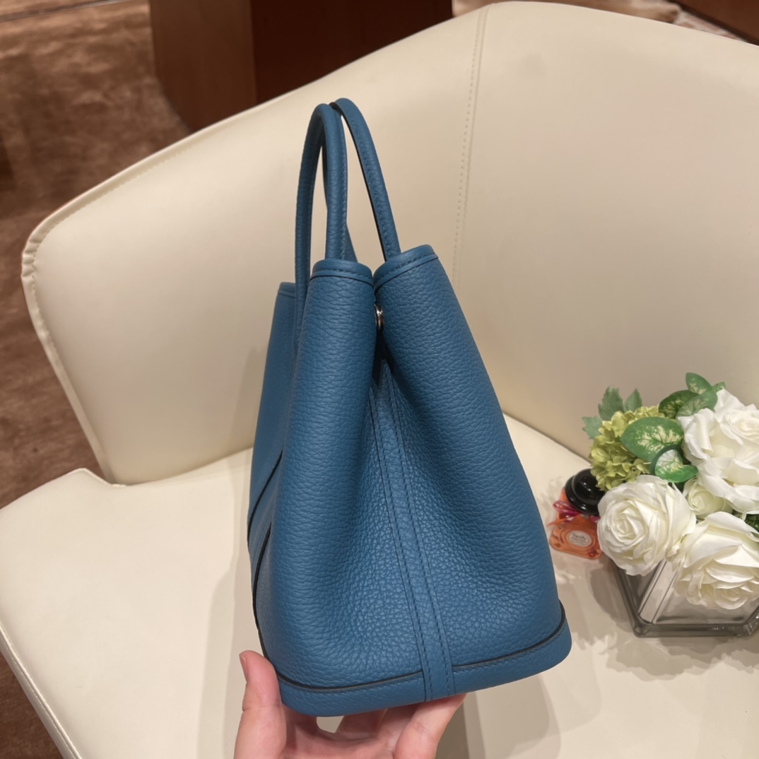Hermes 爱马仕 Garden party /花园包 30 Negonda皮 耐用 容量可观 很适合通勤逛街又低调 7P 普鲁士蓝 银扣