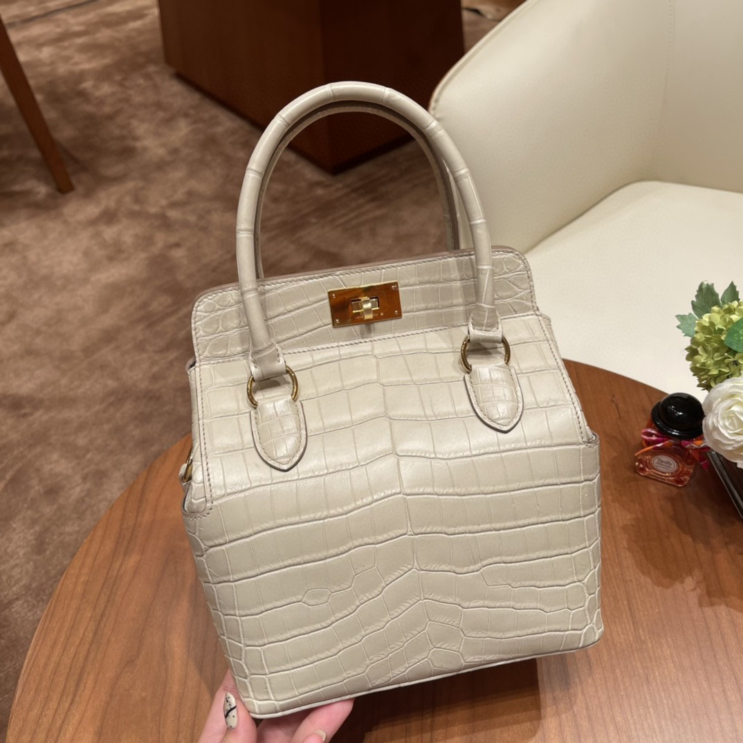 HERMES 20 toolbox 牛奶盒 简单方便  巨能装  尼罗鳄鱼 8L 冰川白 金扣 正品开版 入柜无压力