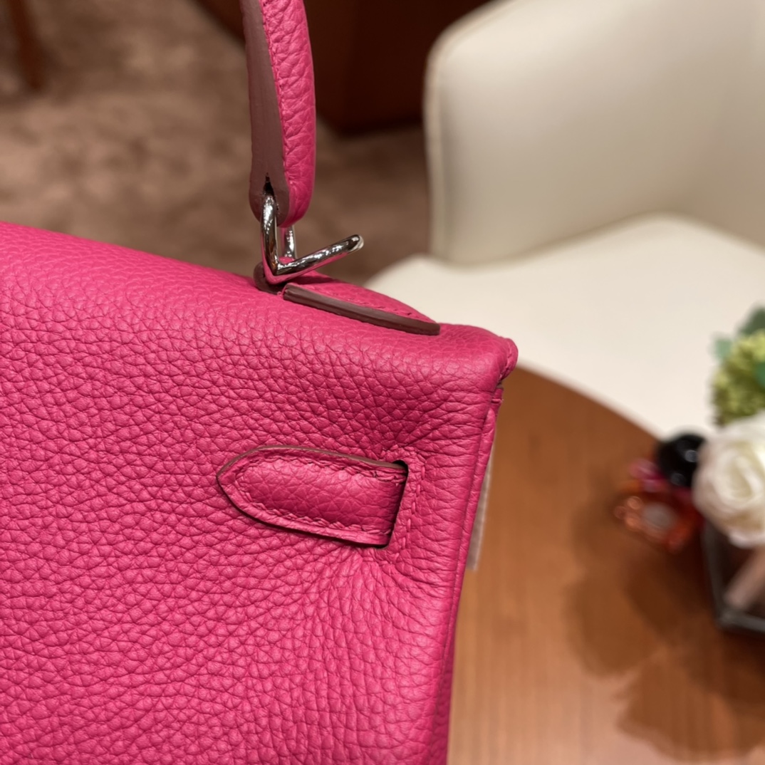 爱马仕官网 香港代购 HERMES 经典凯莉包 Kelly 25cm togo皮 E5 玫红 银扣