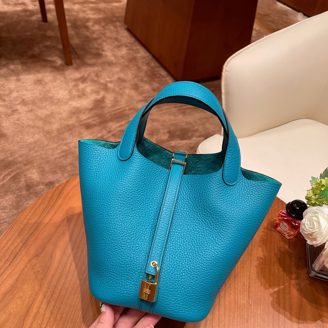 HERMES picotin 18cm 超级百搭的菜篮子 入门款实用款，容量大 超级推荐 Tc皮 7F 孔雀蓝  金扣