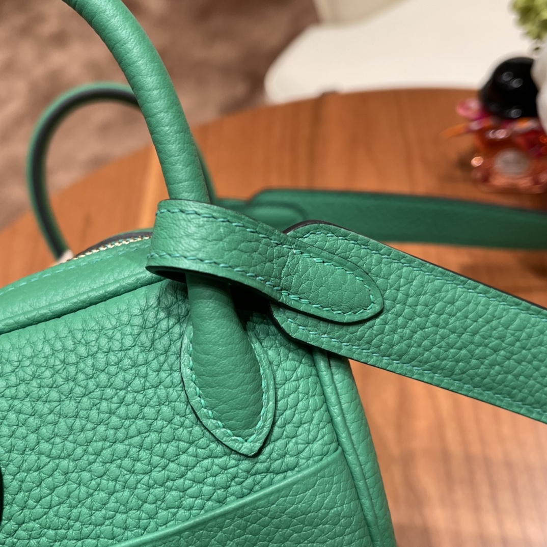 香港HERMES 爱马仕官网 Mini Lindy tc皮 竹子绿 金扣