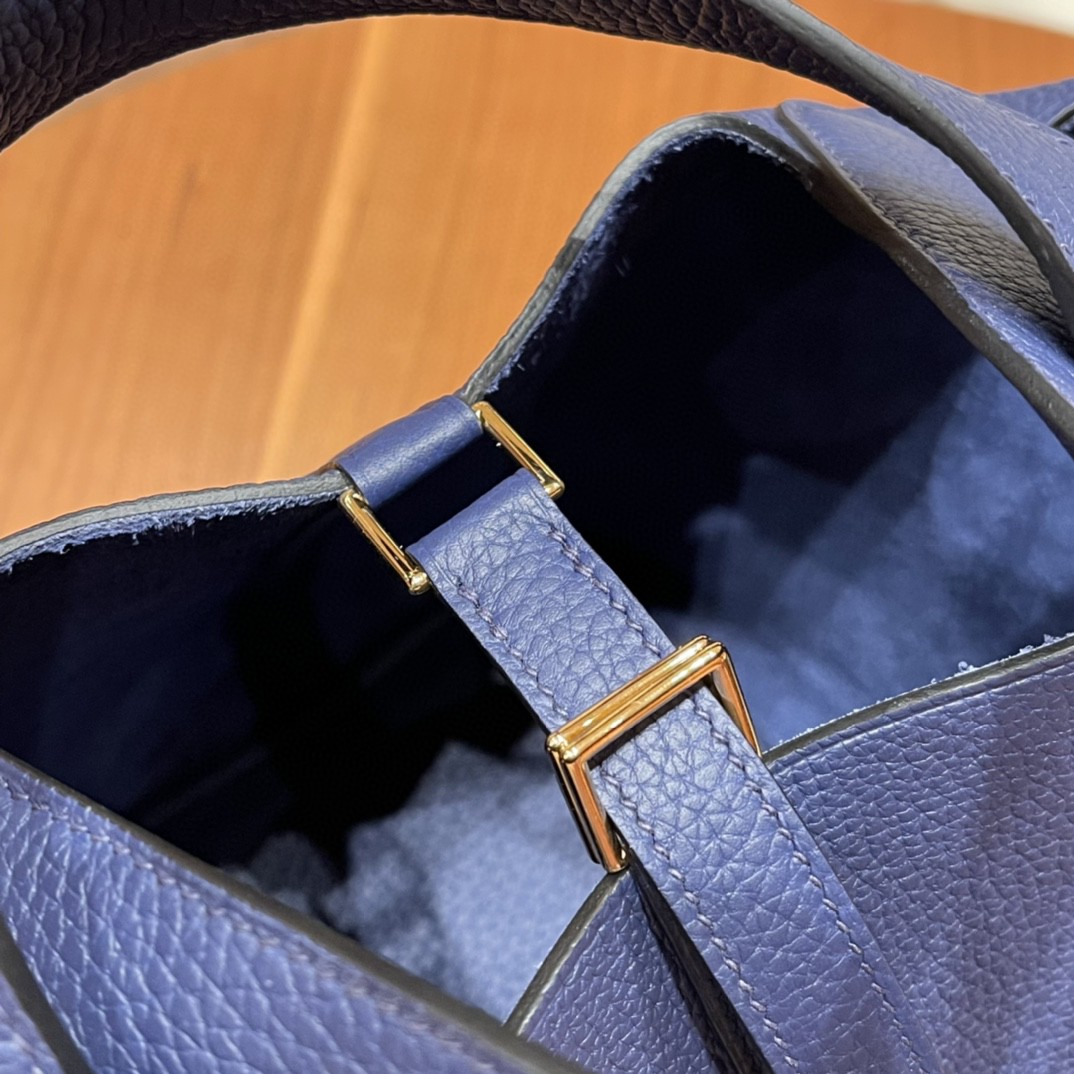 HERMES picotin 18cm 超级百搭的菜篮子 入门款实用款，容量大 超级推荐 Tc皮 73 宝石蓝 银扣