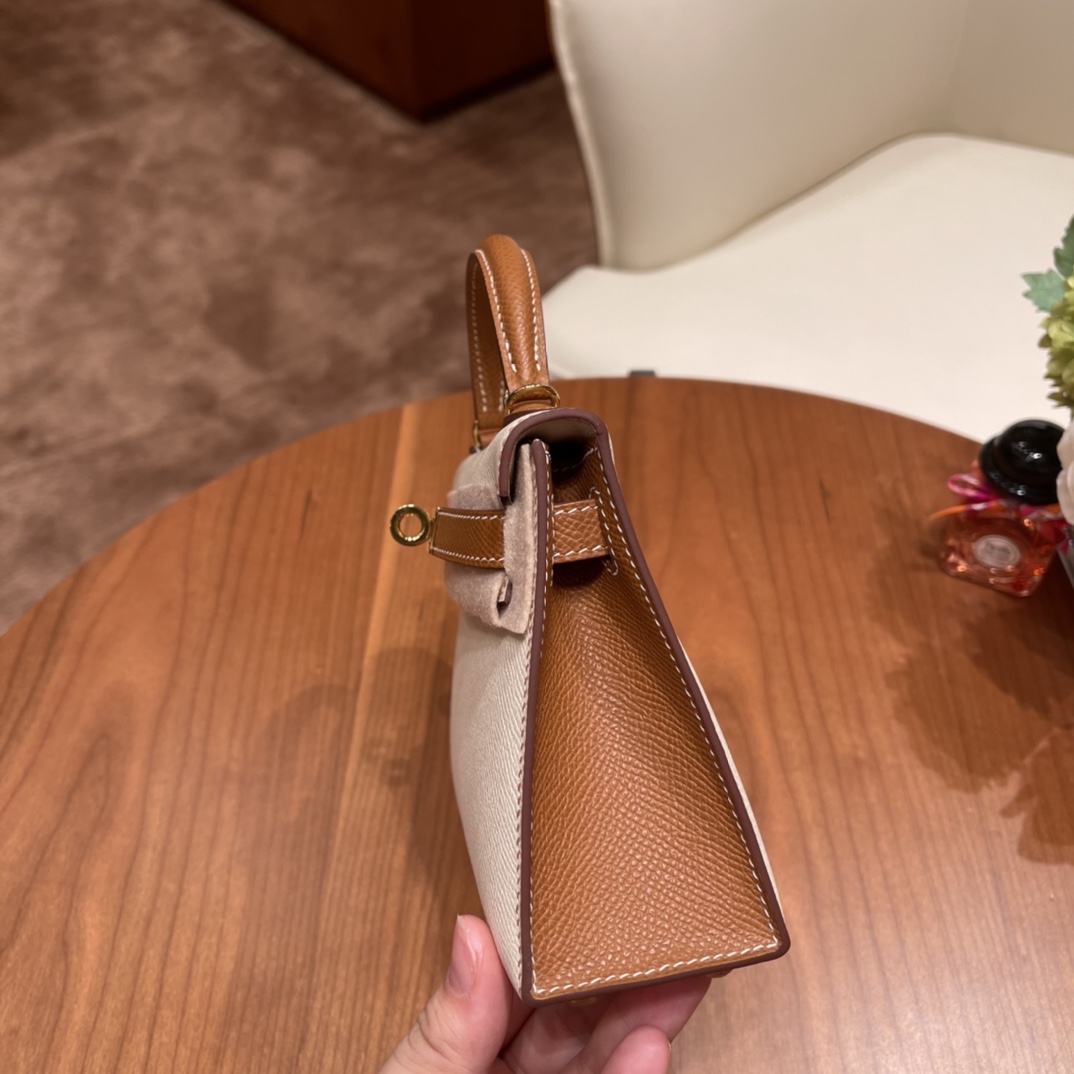 HERMES 官网 爱马仕 Mini Kelly 二代 so特别精致小巧，热销度 Epsom 皮 10奶昔白拼37 金棕 金扣