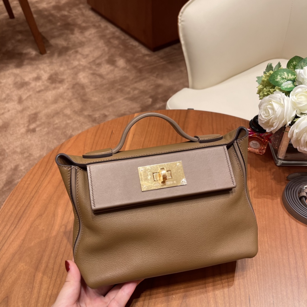 HERMES 爱马仕 mini 24-24 多用法 evercolor 跟swift 的结合 皮质柔软 容量可观 D0 威马犬黄 大象灰 金扣