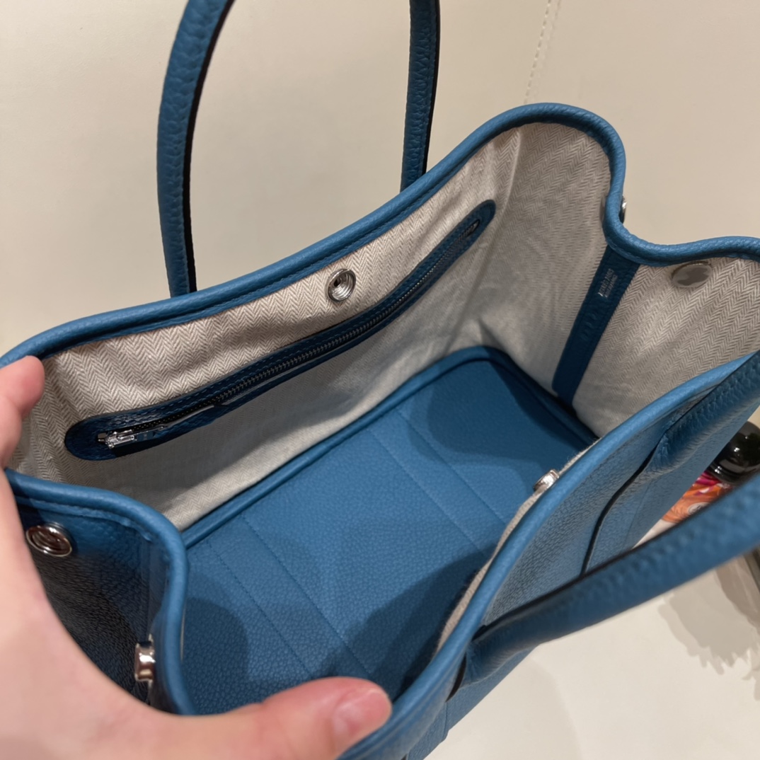 Hermes 爱马仕 Garden party /花园包 30 Negonda皮 耐用 容量可观 很适合通勤逛街又低调 7P 普鲁士蓝 银扣
