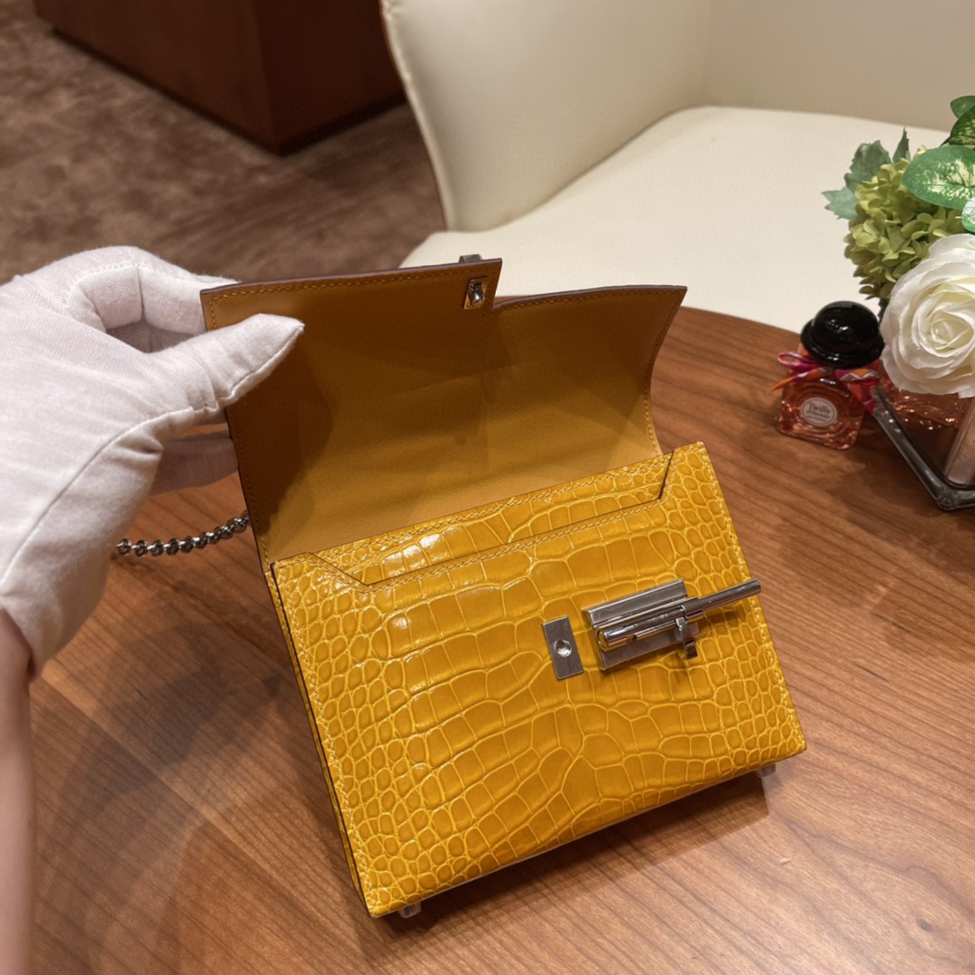 HERMES 极品 Verrou Mini 17cm  Alligateor 美洲亮面方块鳄鱼  9D 琥珀黄 银扣   招财黄