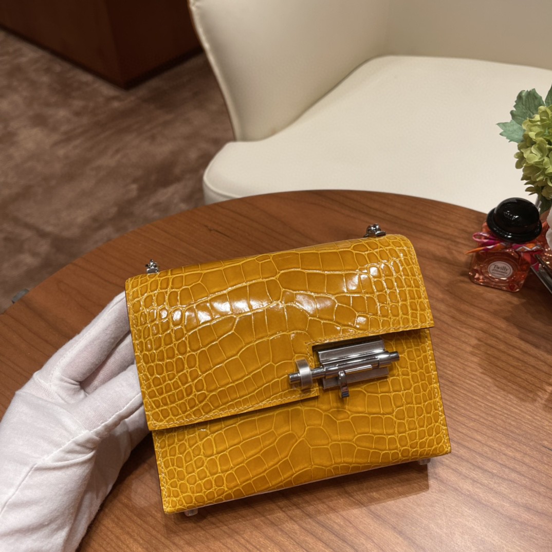 HERMES 极品 Verrou Mini 17cm  Alligateor 美洲亮面方块鳄鱼  9D 琥珀黄 银扣   招财黄