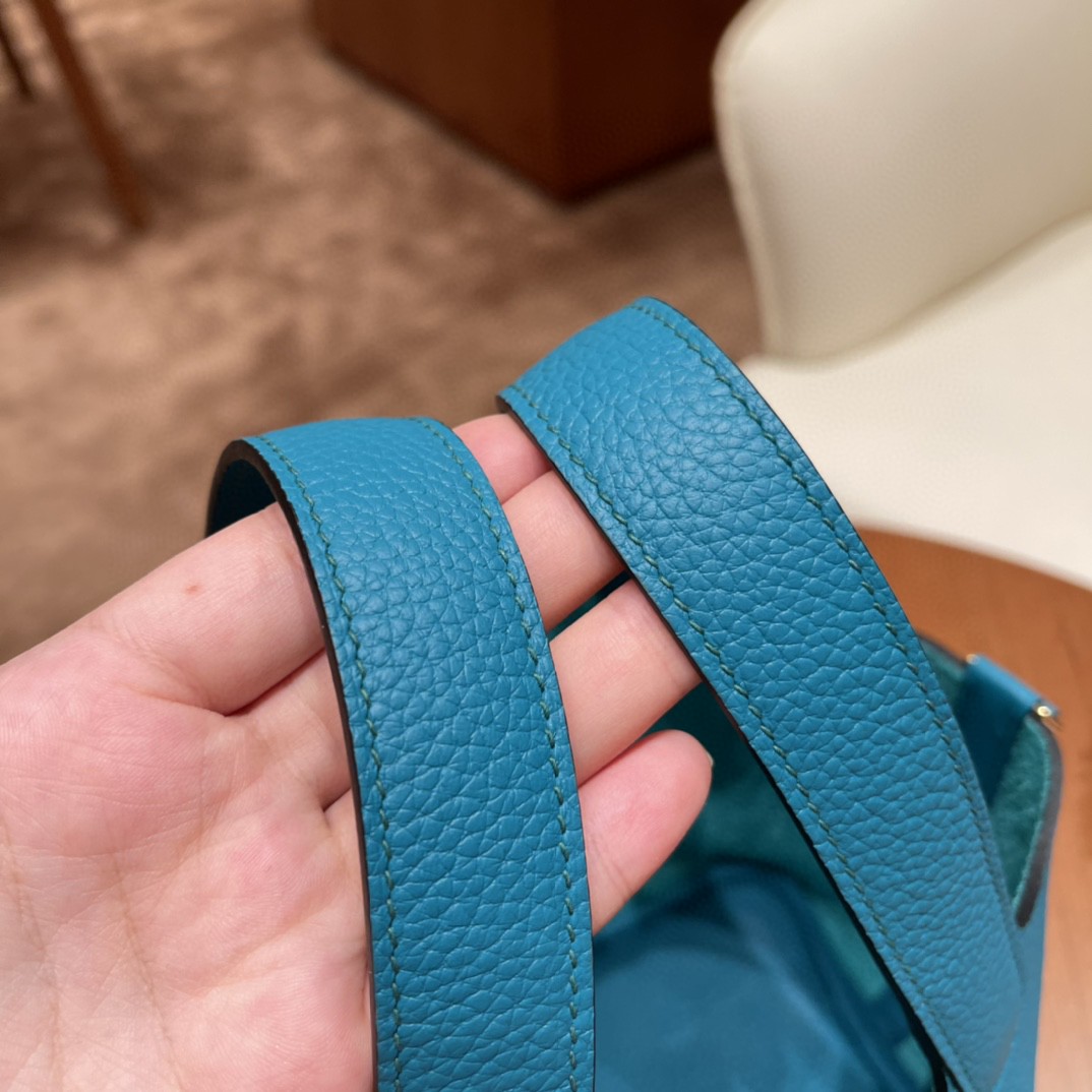 HERMES picotin 18cm 超级百搭的菜篮子 入门款实用款，容量大 超级推荐 Tc皮 7F 孔雀蓝  金扣