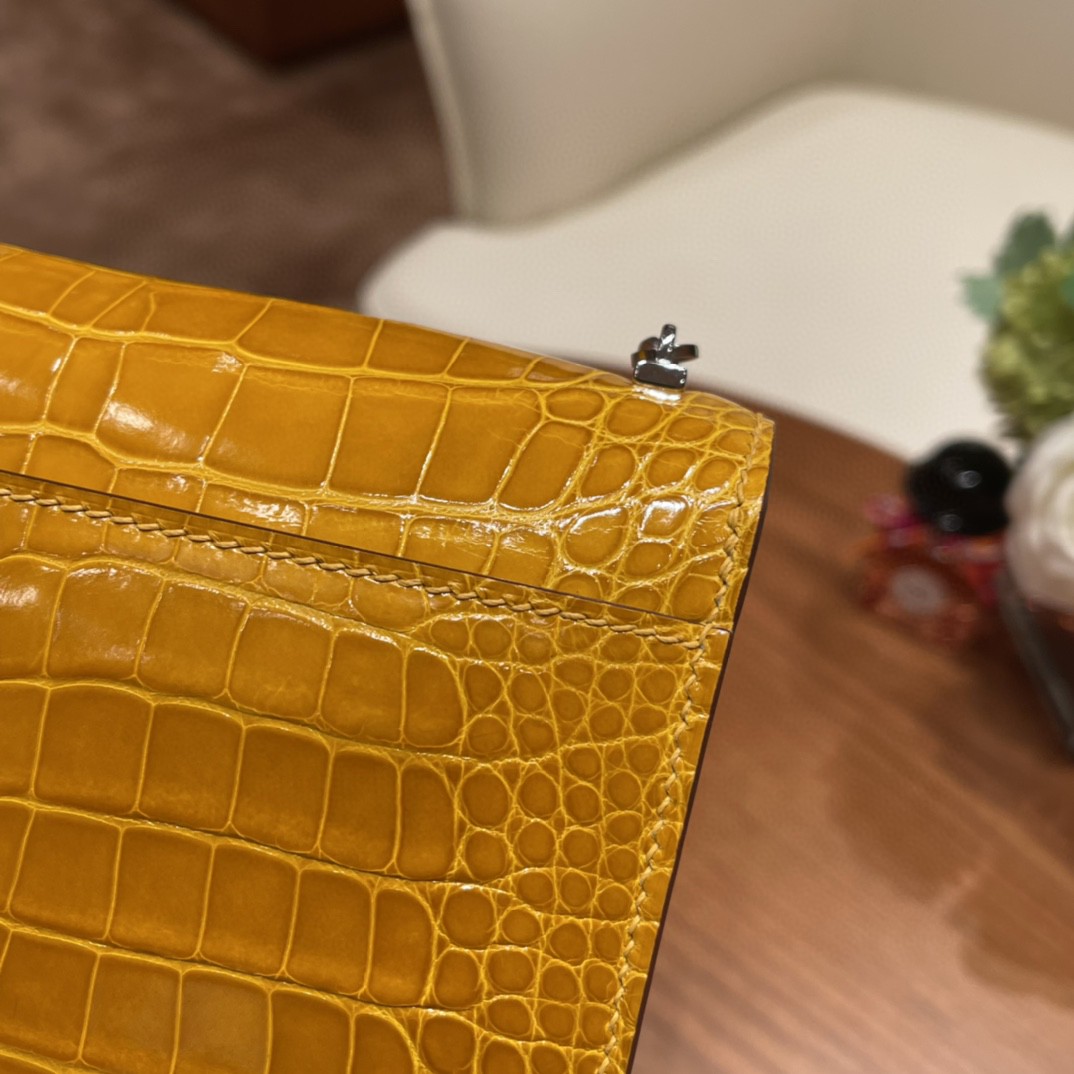 HERMES 极品 Verrou Mini 17cm  Alligateor 美洲亮面方块鳄鱼  9D 琥珀黄 银扣   招财黄