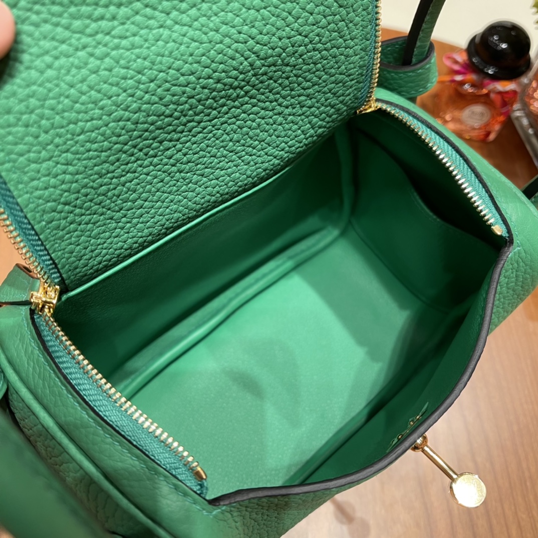 香港HERMES 爱马仕官网 Mini Lindy tc皮 竹子绿 金扣