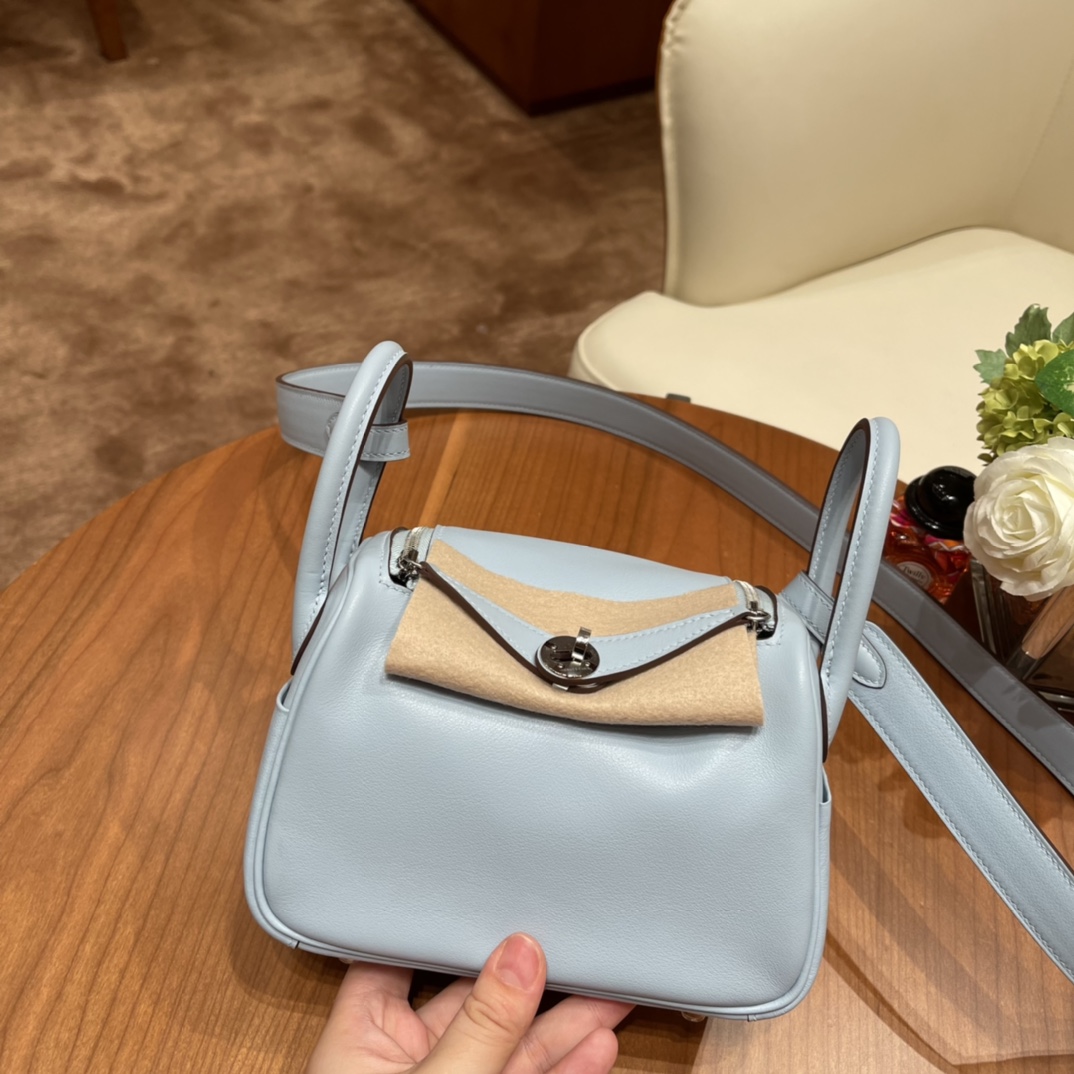 香港HERMES 爱马仕官网 Mini Lindy tc皮 T0 雾霾蓝 银扣