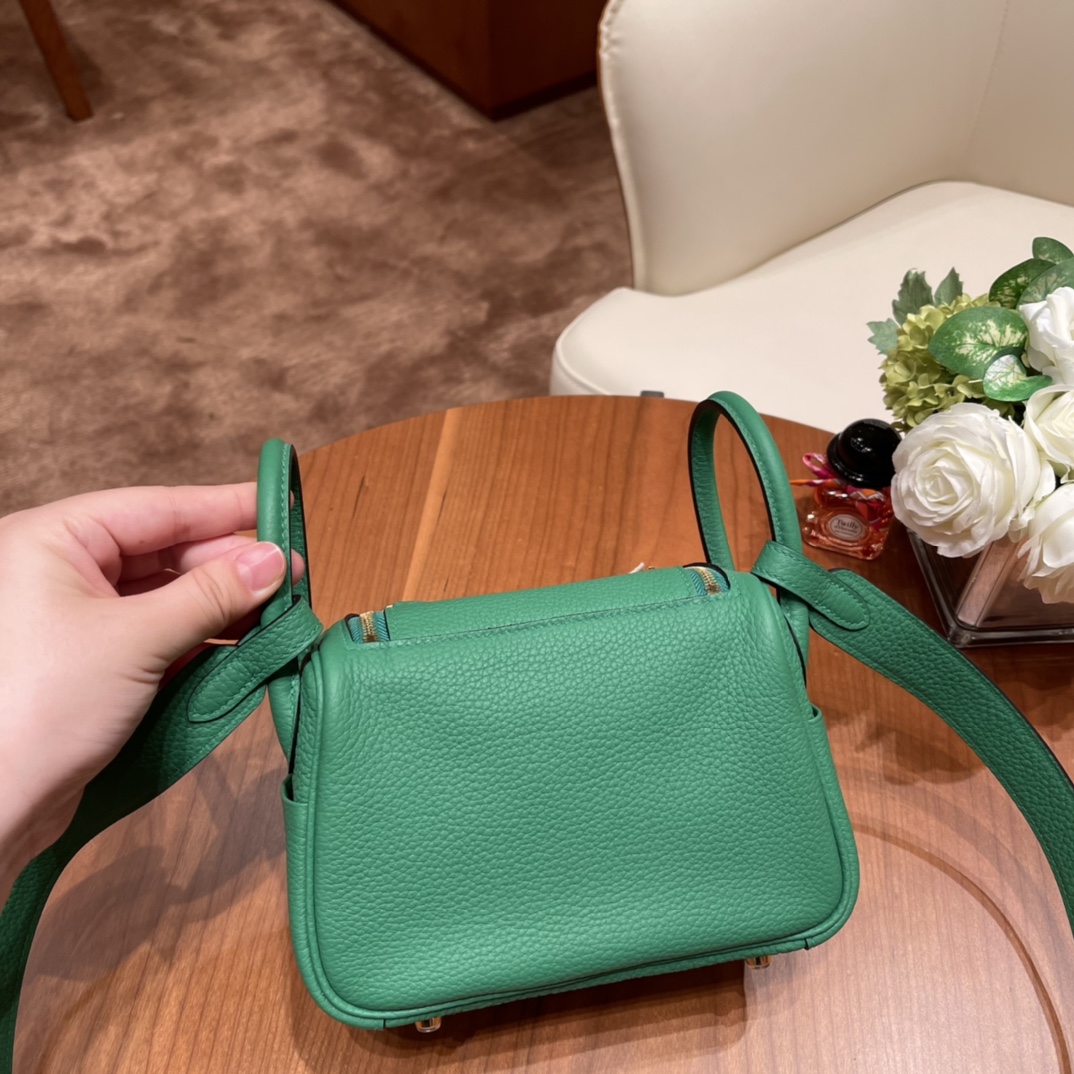 香港HERMES 爱马仕官网 Mini Lindy tc皮 竹子绿 金扣