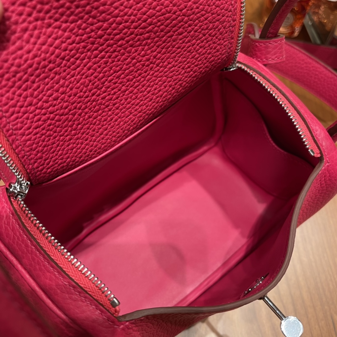 香港HERMES 爱马仕官网 Mini Lindy tc皮 i6 极致粉 银扣